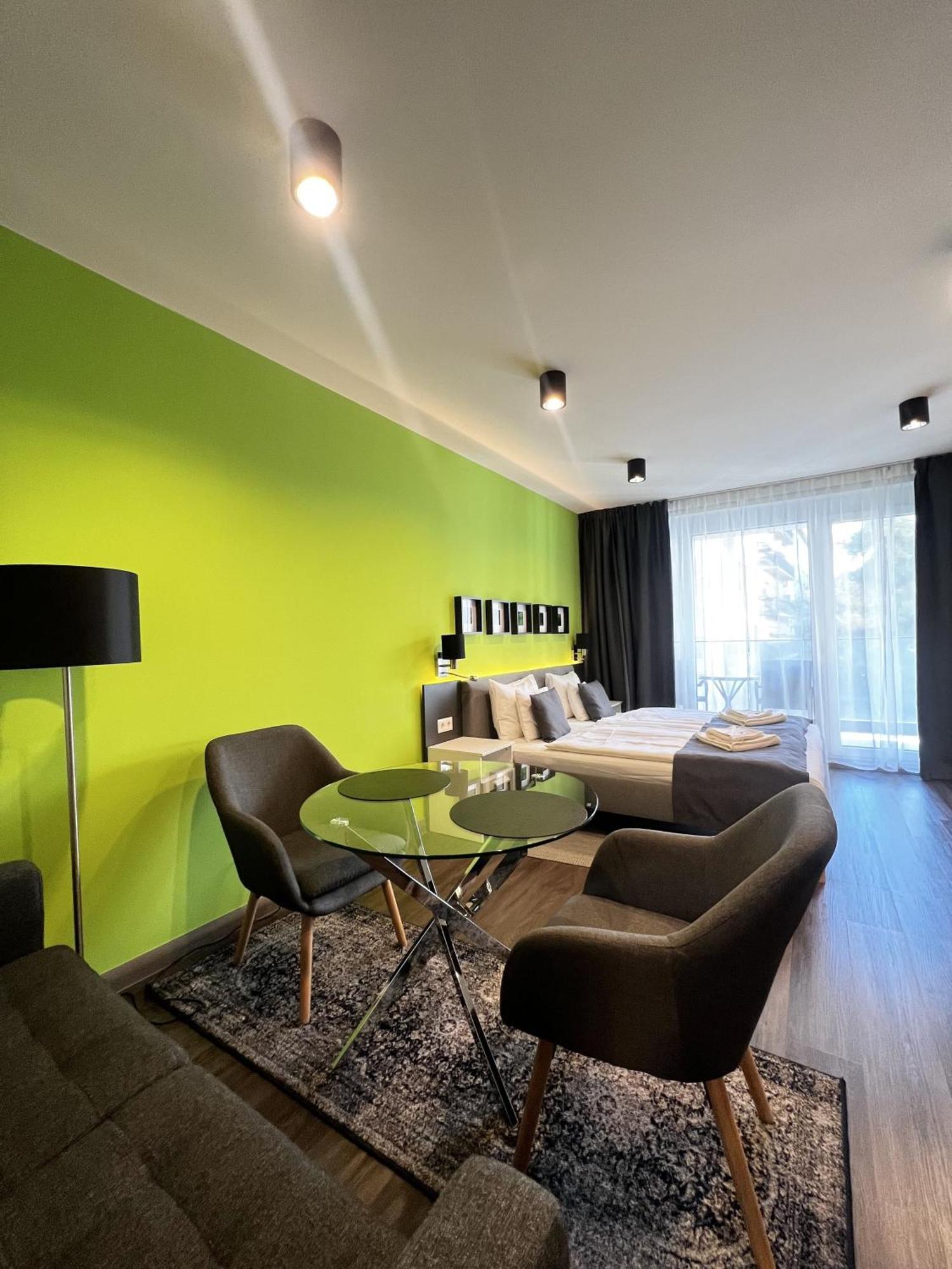 The Riverhouse Budapest Exterior photo