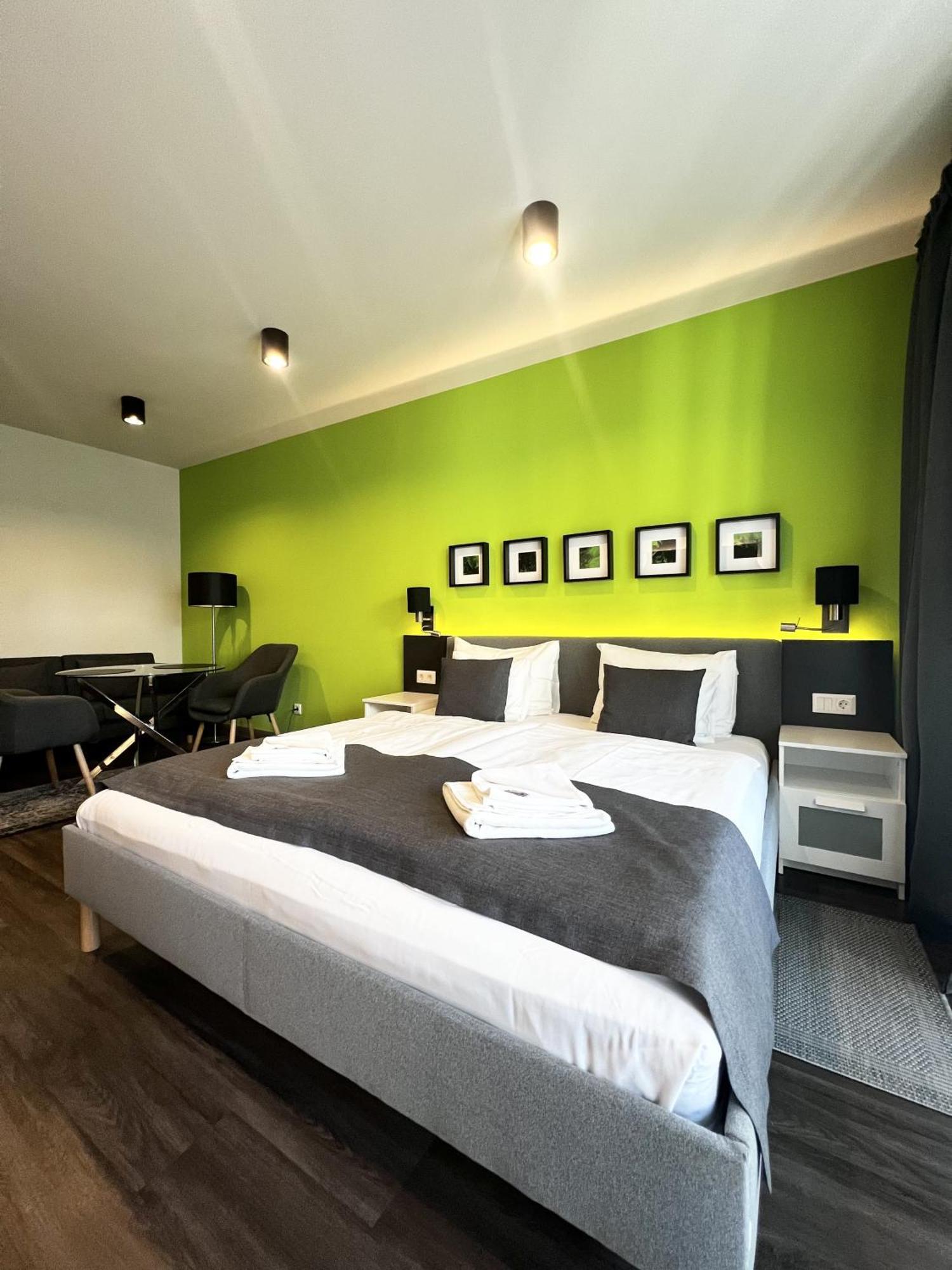 The Riverhouse Budapest Exterior photo