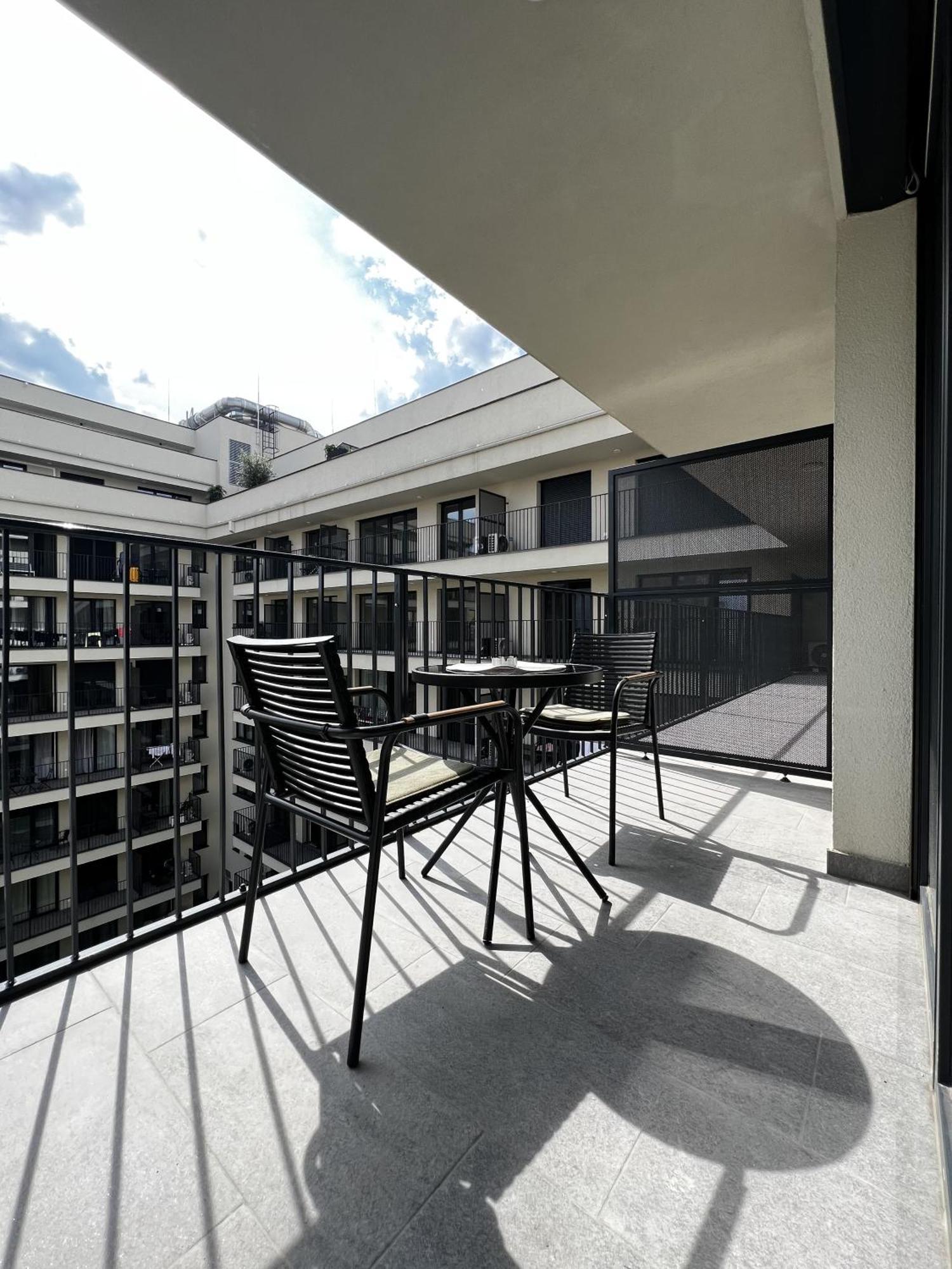 The Riverhouse Budapest Exterior photo